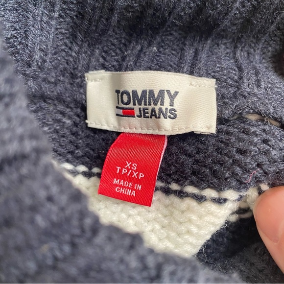 Vintage Tommy Jeans Striped Cropped Turtleneck Sweater - Picture 4 of 4